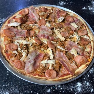 Pizza Carnivora