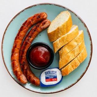 Mini ciepłe kiełbaski 