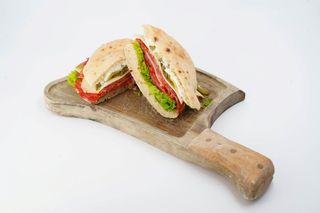 Sendvic Kulen i Coca-cola 330ml