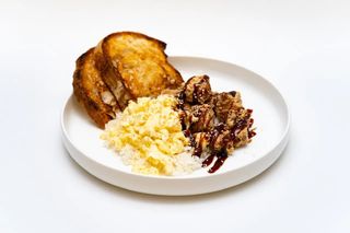 Азиатский завтрак с курицей