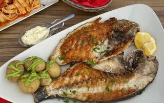 Pescado Del Día a la Plancha