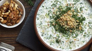 Млечна салата с краставици (260г)