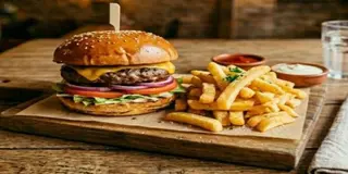 Vege burger s pomfritom 150 g