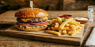 Vege burger s pomfritom 150 g