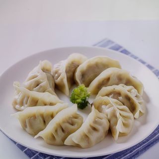 18.煎虾饺子(Gyozas De Gambas y verduras)