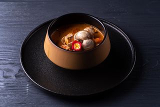 Том-ям с морепродуктами 