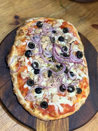 Pizza Totonno (30 Cm. X 20 Cm.)