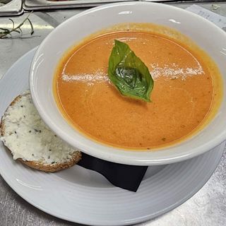 Доматена крем супа с мус от овче сирене ( 350мл.)