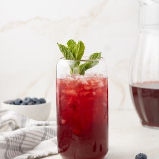 Blueberry iced tea