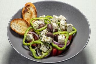 Гръцка салата  (400г)