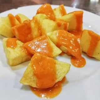 Patatas bravas