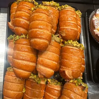 Cannoncino al pistacchio 