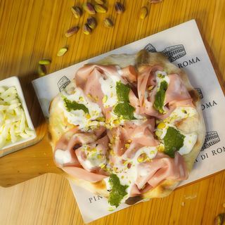 PINSA MORTADELLA E PISTACCHIO