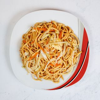 Rezanci s jajima i povrćem