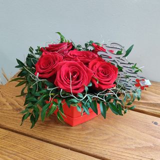Flower Box z róż “Serce na dłoni”