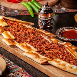 Kıymalı Pide (Pide with Ground Beef)