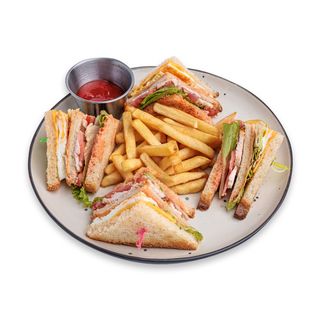 Клаб-сэндвич с курицей комбо