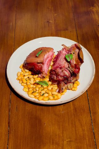 Ciolan la cuptor cu fasole