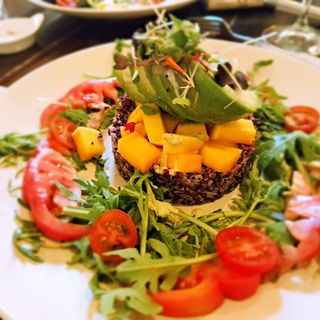 Ensalada De Quinoas Con Mango