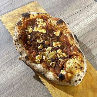 Sfincione palermitano