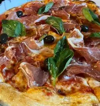  PIZZA PRŠUT