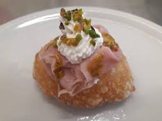 Montanara ricotta & prosciutto della Contessa