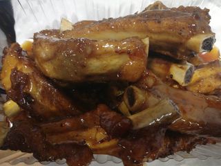 91а. Пържени свински ребра със сладко кисел сос (500г)