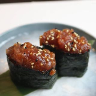 Gunkan De Atún Spicy (2 Uds.)