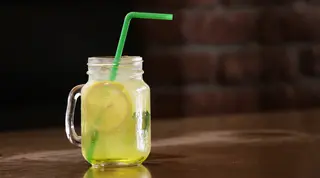 Limonada classica cu sirop de casa si lămâie