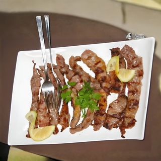 Lagartos de Porco Preto Grelhados