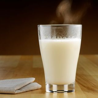 Lait chaud ( حليب ساخن )