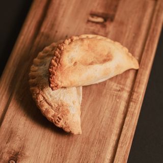 Empanada De Carne Picante