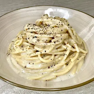 Pasta cacio e pepe