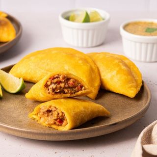 Empanada con ternera (1 ud.)