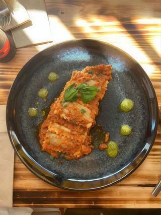 Canoli De Rabo De Vacuno