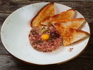 Tatar z argentyńskiej polędwicy Angus Premium