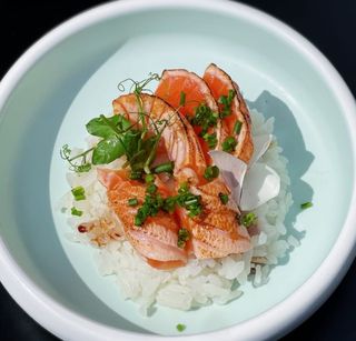 166 Chirashi scottato