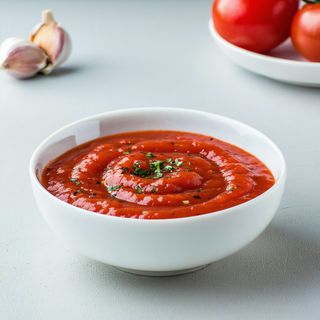 Sos de rosii cu usturoi