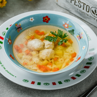 Бульон з зірочками та курячими фрікадельками (250 г)