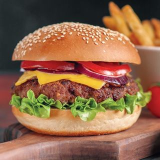 Бургер с халапеньо