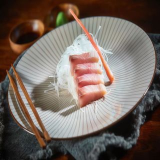 Sashimi De Pez Limón (4 Pzs.)