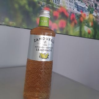 Napój zedazeni gruszka