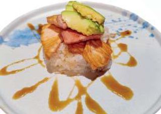 31. Chirashi salmone - 2 pezzi