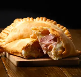 Empanada de pollo y puerro (1 ud.)