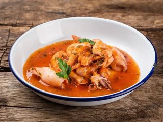 Кальмар бебі в томатному соусі (200g)