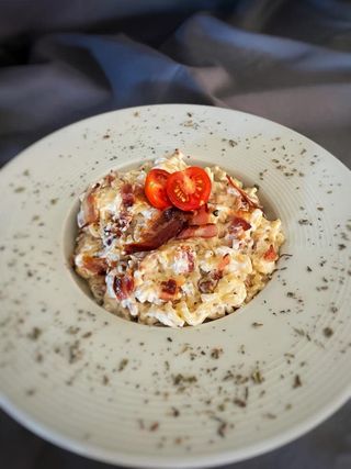 Slanina pasta