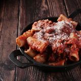 RIGATONI BOLOGNESA