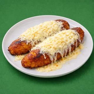 Plátano Dulce Tentación con Lluvia de Queso