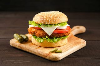 Пилешки бургер (400г)