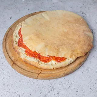 Lepinja sa kajmakom i kulenom